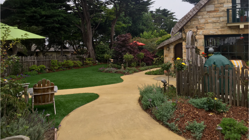 GraniteCrete permeable pathways at a private residence.